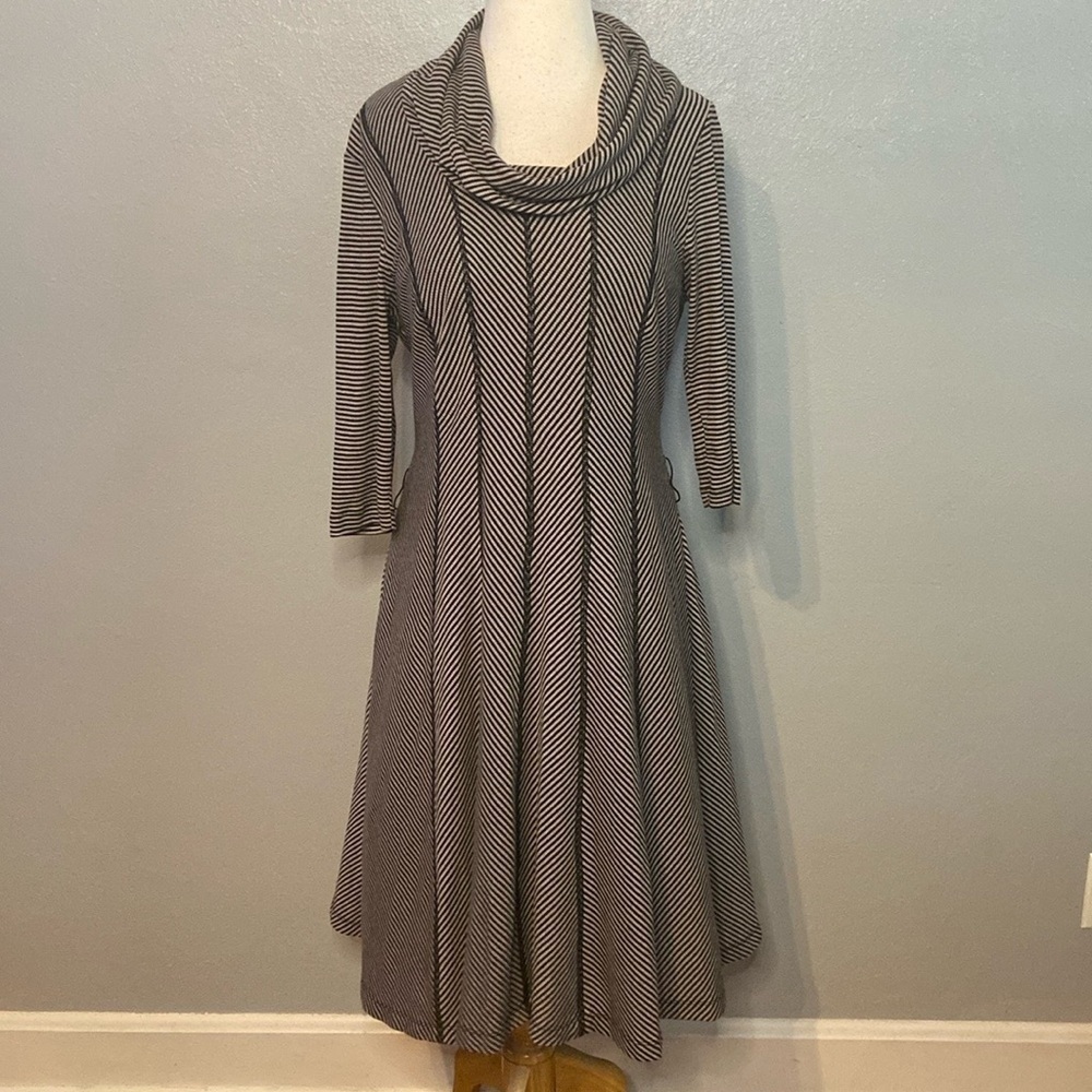 Robbie Bee Cowl Neck Dress 3/4 Sleeves Black Light Tan Lined XL